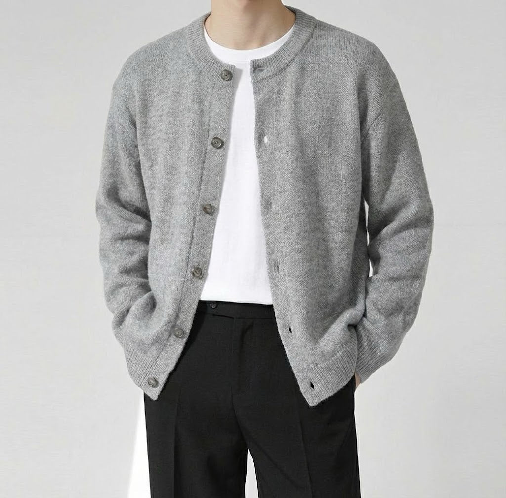 クルーネックカーディガン