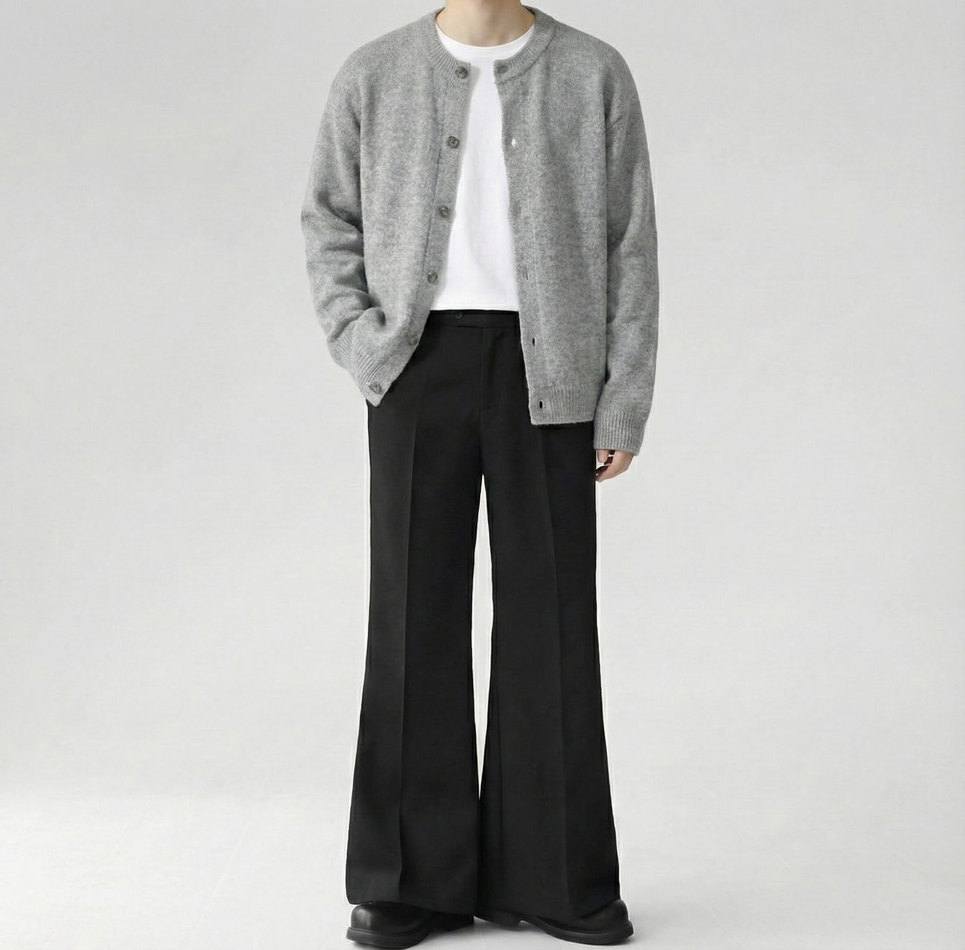 クルーネックカーディガン