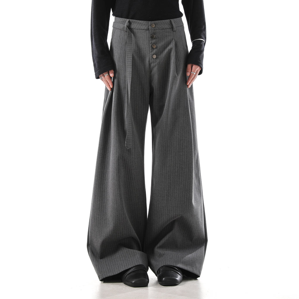 ピンストライプワイドフレアスラックス