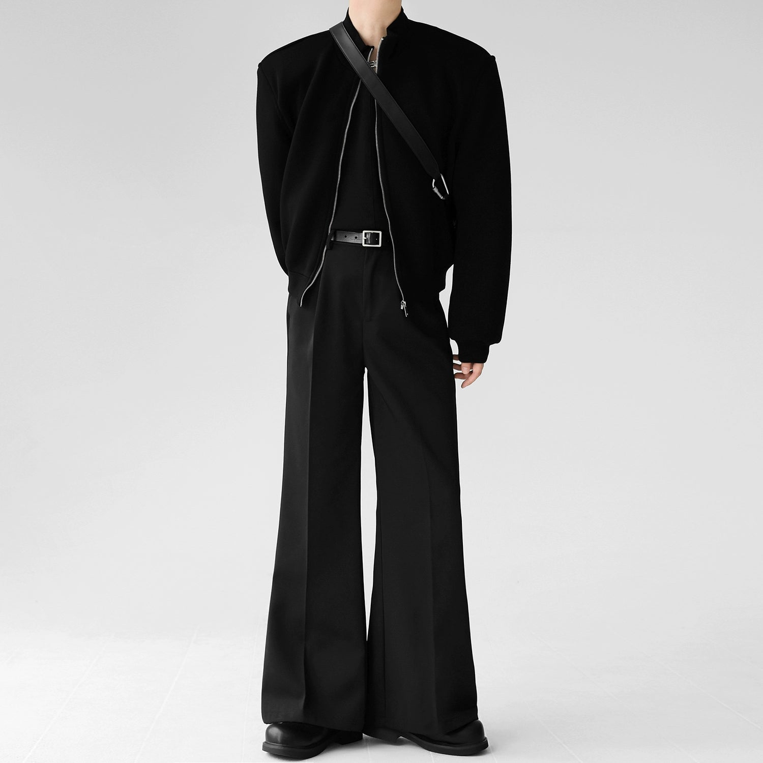 ストレートシルエットモードスラックスパンツ