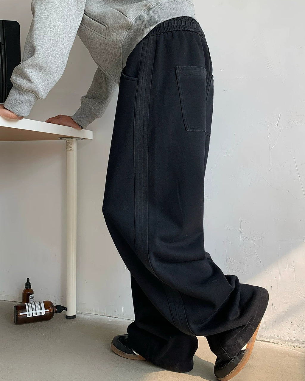 サイドニットライン ワイドスウェットパンツ