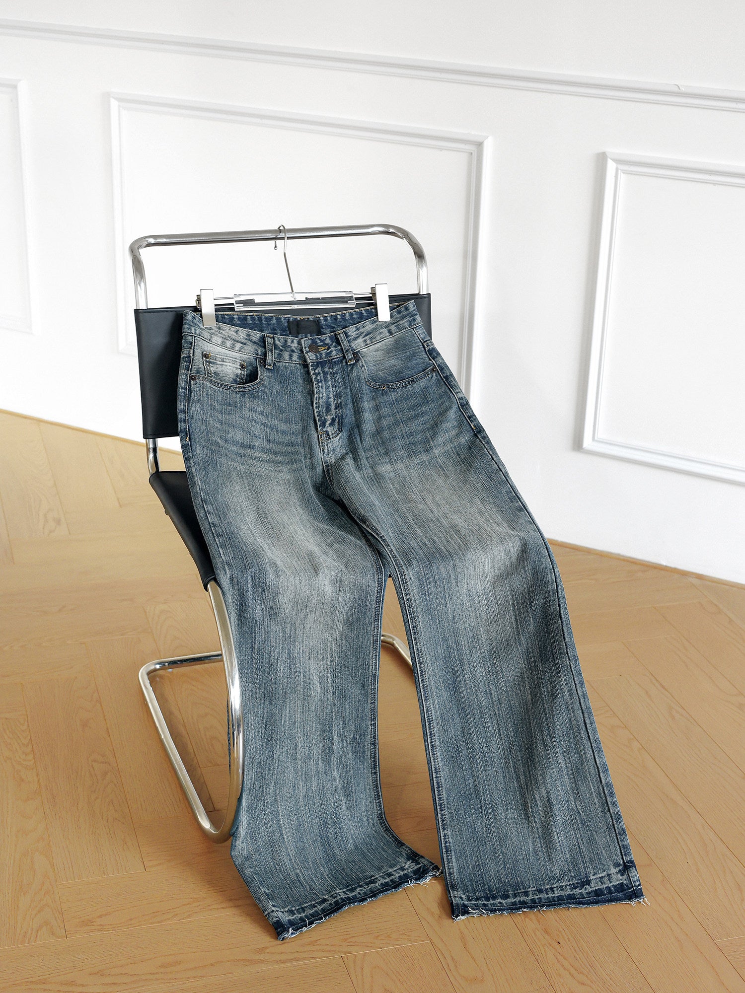 ミュートブルーセミフレアデニム