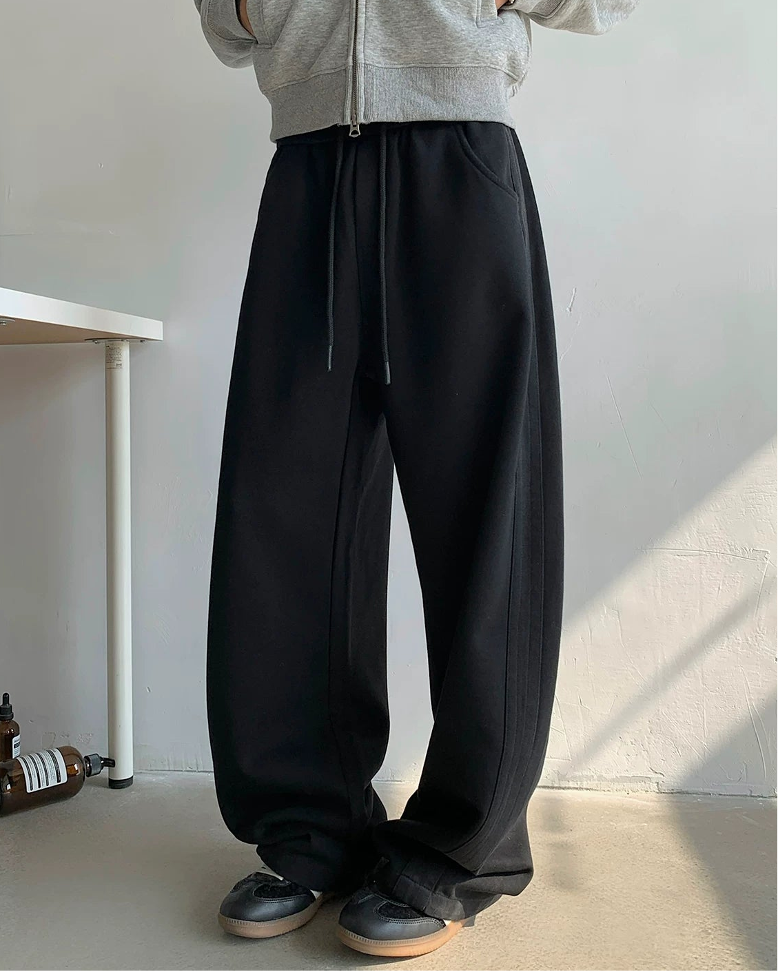 サイドニットライン ワイドスウェットパンツ